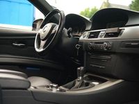 Gebraucht BMW 320 Cabriolet M Sport 184 PS (135 kW) 2011 Weiß Cabrio