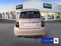 Gebraucht Fiat 500e 86 kW (118 PS) 2023 Beige Kleinwagen