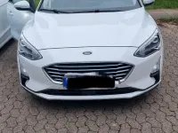 Używany Ford Focus Cool & Connect 120 KM (88 kW) 2019 Biały Sedan/Limuzyna