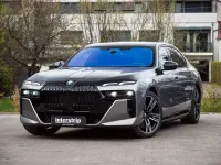 Gebraucht BMW i7 M Sport 400 kW (544 PS) 2023 Oxidgrau ii metallic Limousine