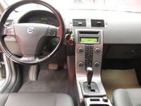 Gebraucht Volvo V50 Momentum 136 PS (100 kW) 2008 Andere farbe metallic Kombi