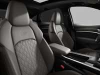 Usata Audi Q8 e-tron 300 kW (408 CV) 2023 Grigio SUV
