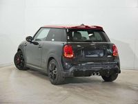 Gebraucht Mini John Cooper Works 231 PS (169 kW) 2022 Midnight black metallic Kleinwagen