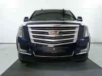 Gebraucht Cadillac Escalade 426 PS (313 kW) 2018 Blau (metallic) SUV