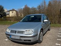 Gebraucht VW Golf IV 105 PS (77 kW) 2002 Silber Kleinwagen