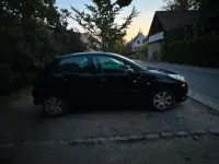 Gebraucht Peugeot 206+ 75 PS (55 kW) 2009 Schwarz Kleinwagen
