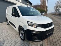 Gebraucht Peugeot Partner 131 PS (96 kW) 2020 Weiß Van / Kleinbus