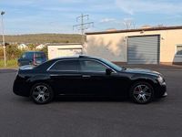 Second-hand Chrysler 300C 190 CP (139 kW) 2013 Negru Berlinǎ