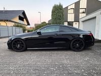 Gebraucht Mercedes E300 AMG 2018 Schwarz Coupé