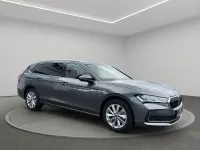 Neu Skoda Superb Selection 150 PS (110 kW) 2026 Graphitegrau metallic Kombi