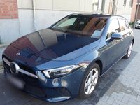 Gebraucht Mercedes A250 2022 Blau Limousine