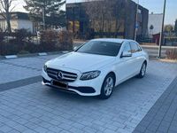 Gebraucht Mercedes E220 194 PS (142 kW) 2017 Limousine