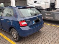 Gebraucht Skoda Fabia 90 PS (66 kW) 2015 Blau Kleinwagen