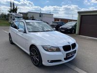 Gebraucht BMW 318 Sport Line 143 PS (105 kW) 2009 Weiß Kombi