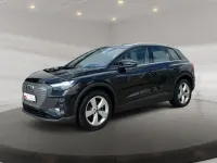 Gebraucht Audi Q4 e-tron Comfort 125 kW (170 PS) 2023 Mythosschwarz metallic SUV