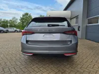 Neu Skoda Octavia Selection 150 PS (110 kW) 2026 Graphitegrau metallic Kombi