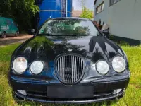 Używany Jaguar E-Type 238 KM (175 kW) 2000 Niebieski Sedan/Limuzyna
