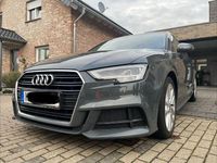 Gebraucht Audi A3 Sport 150 PS (110 kW) 2017 Grau Limousine