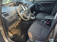 Gebraucht Toyota Verso Edition 111 PS (81 kW) 2015 Grau Van / Kleinbus