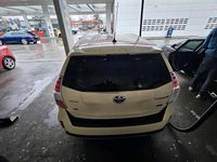 Gebraucht Toyota Prius+ 98 PS (72 kW) 2015 Weiß Van / Kleinbus