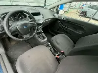 Second-hand Ford Fiesta 75 CP (55 kW) 2015 Albastru Hatchback