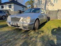 Gebraucht Mercedes E270 Elegance 170 PS (125 kW) 2001 Silber Limousine