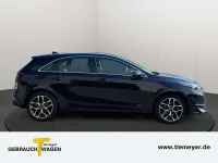 Gebraucht Kia Ceed Spirit 140 PS (102 kW) 2025 Schwarz Kleinwagen