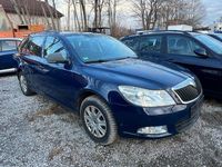 Gebraucht Skoda Octavia Classic 102 PS (75 kW) 2011 Blau Kombi