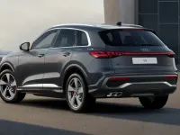 Neu Audi Q5 Ambiente 299 PS (219 kW) 2026 Grau SUV
