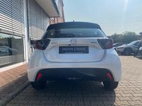 Neu Mazda 2 Exclusive-Line 116 PS (85 kW) 2025 Weiß Limousine