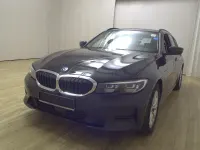 Gebraucht BMW 320e Sport Line 204 PS (150 kW) 2022 Schwarz Kombi