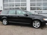 Gebraucht Volvo V70 Momentum 136 PS (100 kW) 2013 Schwarz Kombi