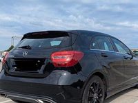 Gebraucht Mercedes A200 136 PS (100 kW) 2017 Schwarz Limousine