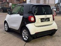 Gebraucht Smart ForTwo Coupé Proxy 71 PS (52 kW) 2017 Weiß Coupé
