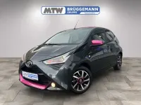 Gebraucht Toyota Aygo x-style 72 PS (52 kW) 2020 Grau Kleinwagen