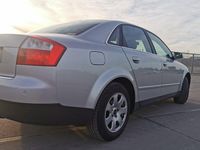 Gebraucht Audi A4 130 PS (95 kW) 2002 Silber Limousine