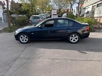 Gebraucht BMW 318 129 PS (94 kW) 2007 Blau Limousine