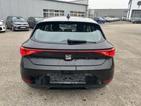 Gebraucht Seat Leon Style 131 PS (96 kW) 2022 Mitternachtsschwarz Limousine
