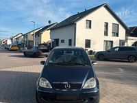 Gebraucht Mercedes A190 125 PS (91 kW) 2002 Blau Kleinwagen