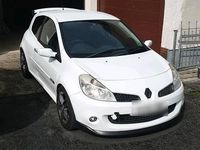 Gebraucht Renault Clio II 197 PS (144 kW) 2009 Weiß Kleinwagen