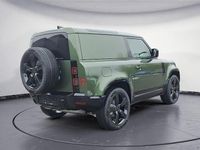 Gebraucht Land Rover Defender SE Dynamic 250 PS (183 kW) 2026 Grün SUV