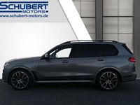 Neu BMW X7 Shadowline 352 PS (258 kW) 2026 Grau SUV