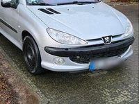Gebraucht Peugeot 206 CC 138 PS (101 kW) 2001 Silber Cabrio