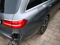 Gebraucht Mercedes E300 Exclusive 306 PS (225 kW) 2020 Grau Kombi