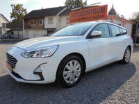 Gebraucht Ford Focus 101 PS (74 kW) 2018 Weiß Kombi