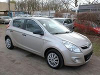 Gebraucht Hyundai i20 Classic 77 PS (56 kW) 2010 Silber Kleinwagen
