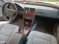 Gebraucht Mercedes C250 Elegance 116 PS (85 kW) 1993 Gold Limousine
