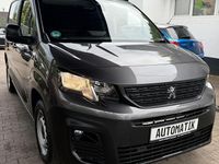 Gebraucht Peugeot Partner 131 PS (96 kW) 2020 Grau Van / Kleinbus