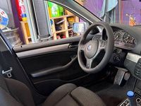 Gebraucht BMW 330 184 PS (135 kW) 2000 Silber Kombi