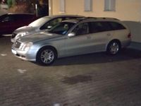 Gebraucht Mercedes E220 Classic 150 PS (110 kW) 2006 Kombi